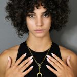 Κολιέ Κολιέ με τριπλό κρίκο και αλυσίδες Eleven K Jewelry