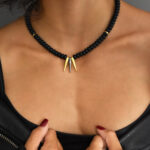 Eleven K Favorites Κοντό κολιέ με ορθογώνια αλυσίδα και στοιχεία σε μαύρο ματ και χρυσό ή ασημί Eleven K Jewelry