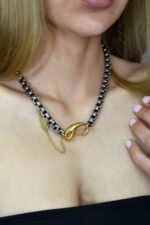 Κολιέ Γυναικείο κολιέ κοντό σε διχρωμία με χοντρή αλυσίδα και κούμπωμα carabiner Eleven K Jewelry