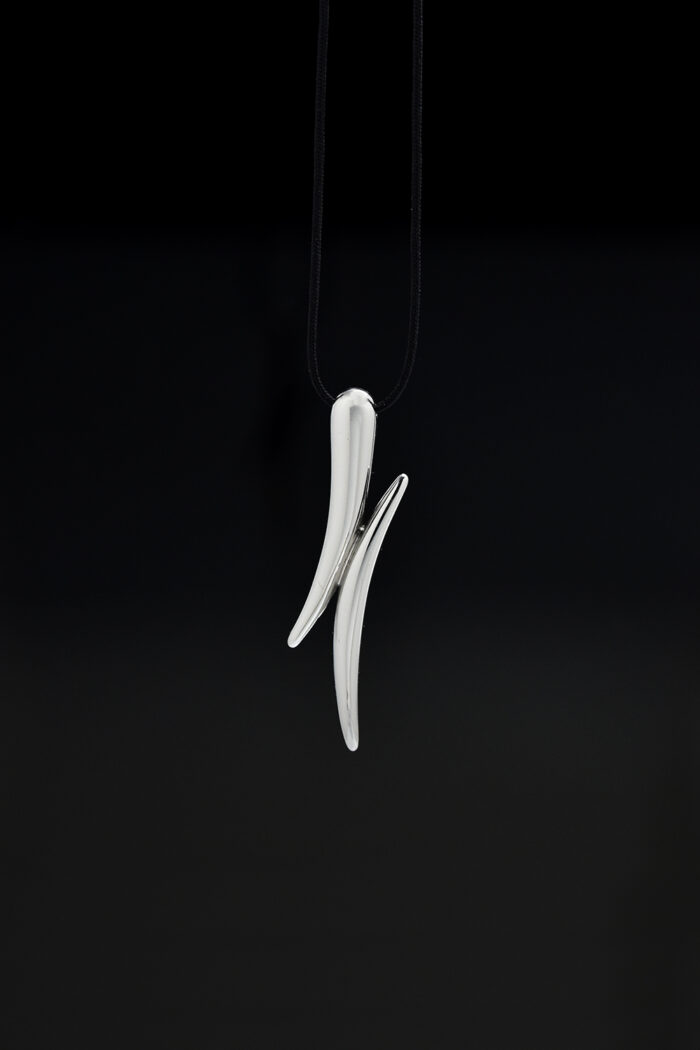 Κολιέ Κολιέ μακρύ με ασύμμετρες ασημί αντικριστές μπάρες Eleven K Jewelry