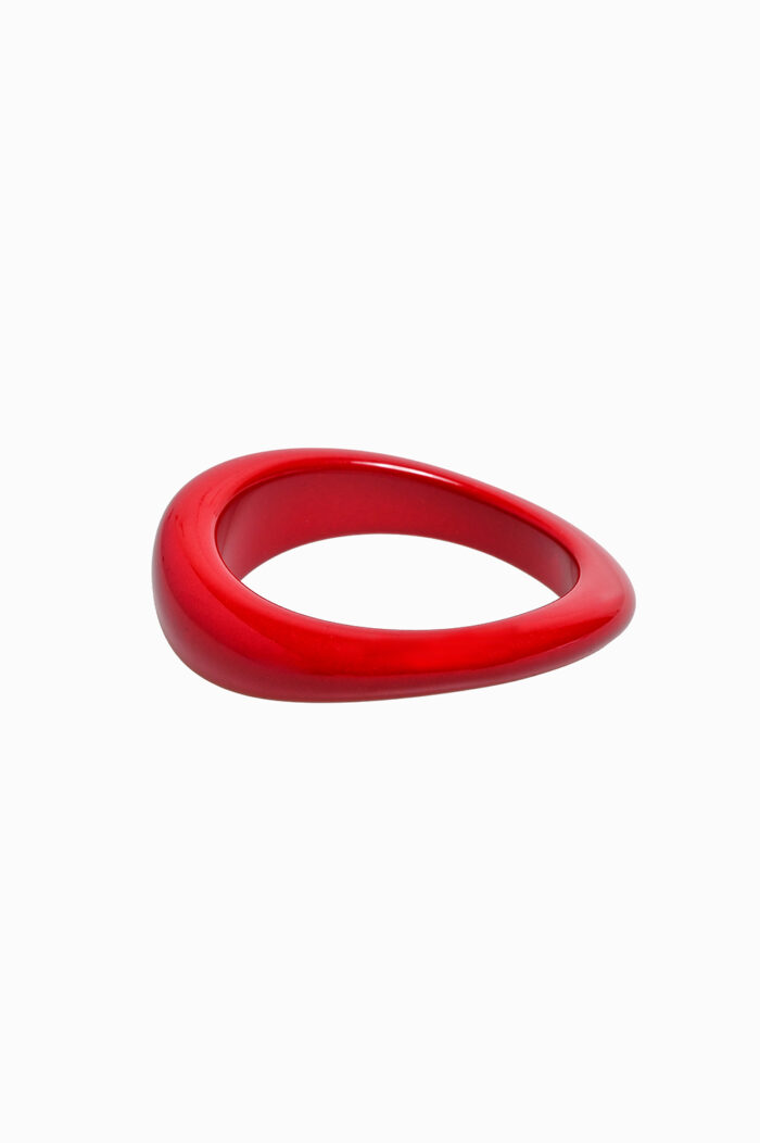 Eleven K Limited Edition -The Resin Collection ENIGMA SCARLET -Βραχιόλι bangle ασύμμετρο με λουστρέ επιφάνεια Eleven K Jewelry