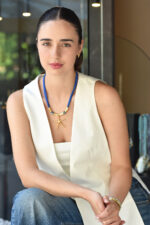 Eleven K -The Summer Edit Collection STELLA – Κολιέ με μπλε ελαστική κορδέλα και μεγάλο επίχρυσο αστερία Eleven K Jewelry