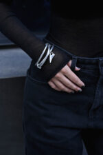 URBAN CODE AUREA – Βραχιόλι τριπλό ασημί με κρεμαστό στοιχείο κέρατο Eleven K Jewelry