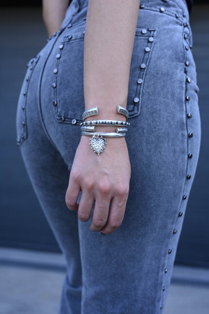 URBAN CODE TRAIL – Βραχιόλι χειροπέδα ασημί με ethnic σχέδιο Eleven K Jewelry