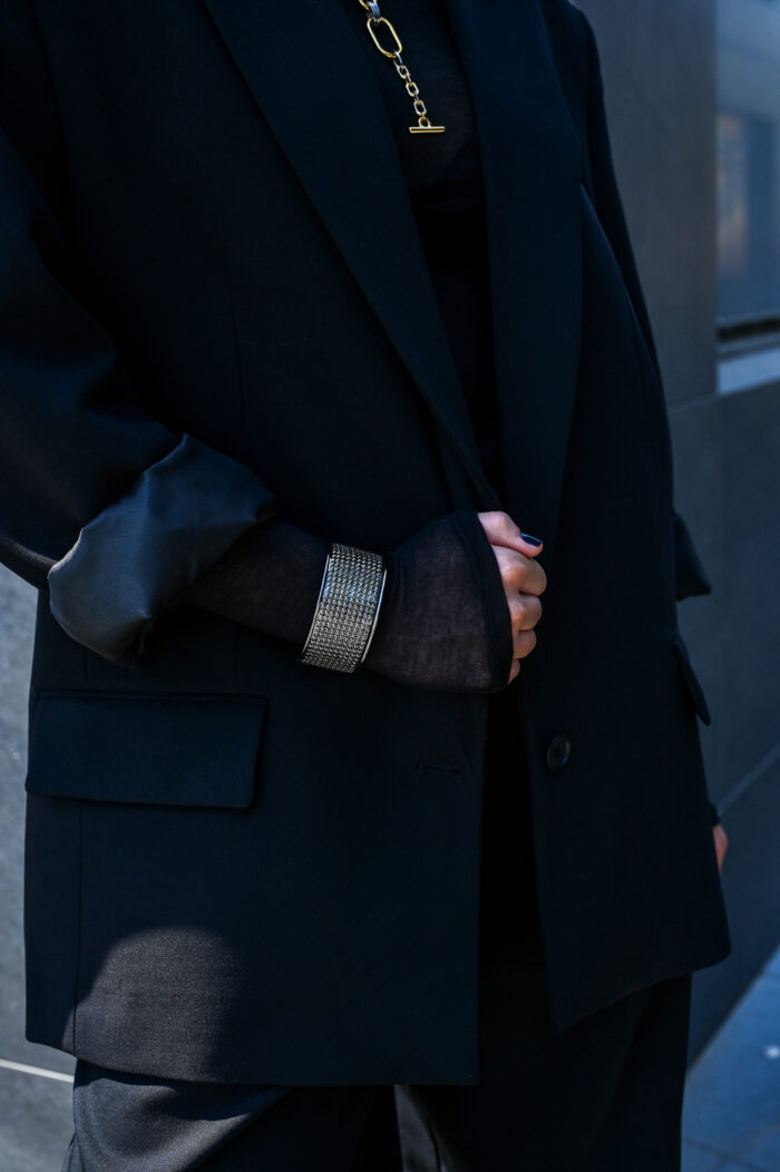 LEVEL K MESH – Γυναικείο βραχιόλι χειροπέδα cuff με ανάγλυφη υφή Eleven K Jewelry