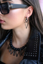 LEVEL K SHARD – Σκουλαρίκια μαύρα statement γεωμετρικά με τρίγωνα Eleven K Jewelry